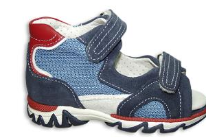 scarpe estive per bambini